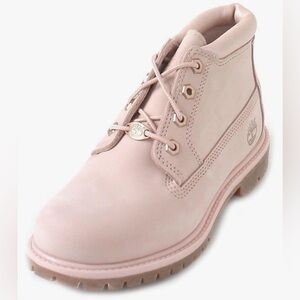 Timberland Waterproof Chukka boots- baby pink, size 9-nib